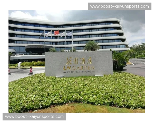 副本里的速度与生活:深圳与广东,一场关于“搞钱”与“饮茶”的终极对垒 副本里的速度与生活:深圳与广东,一场关于“搞钱”与“饮茶”的终极对垒